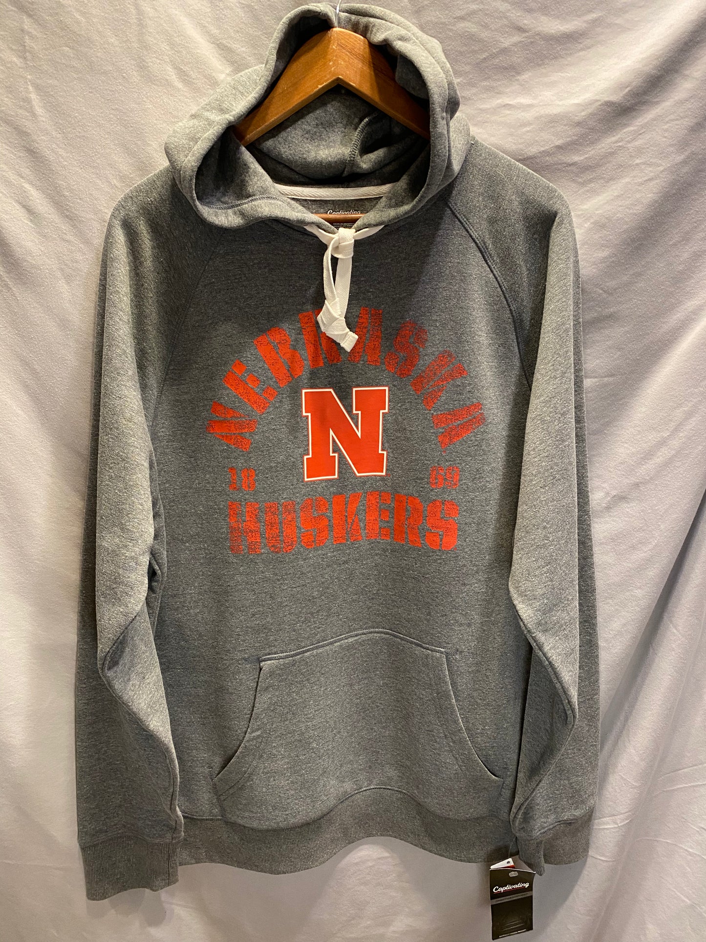 NCAA Nebraska Cornhuskers Men's Large Pullover Hoodie NWT