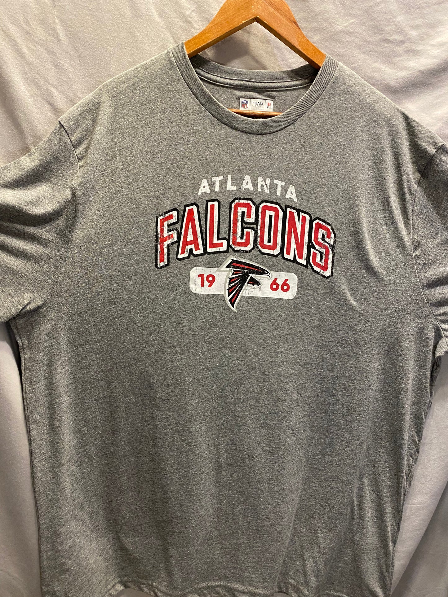 NFL Team Apparel Atlanta Falcons Men's 2XL T-Shirt NWT