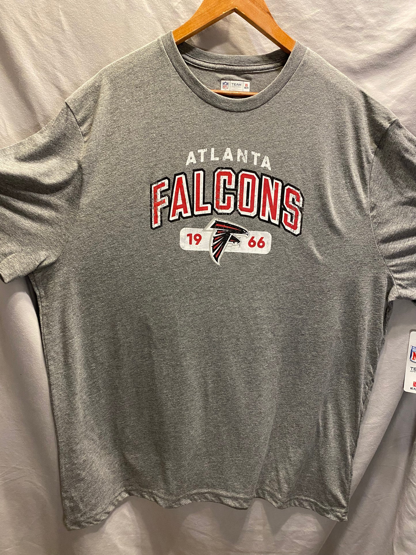 NFL Team Apparel Atlanta Falcons Men's 2XL T-Shirt NWT