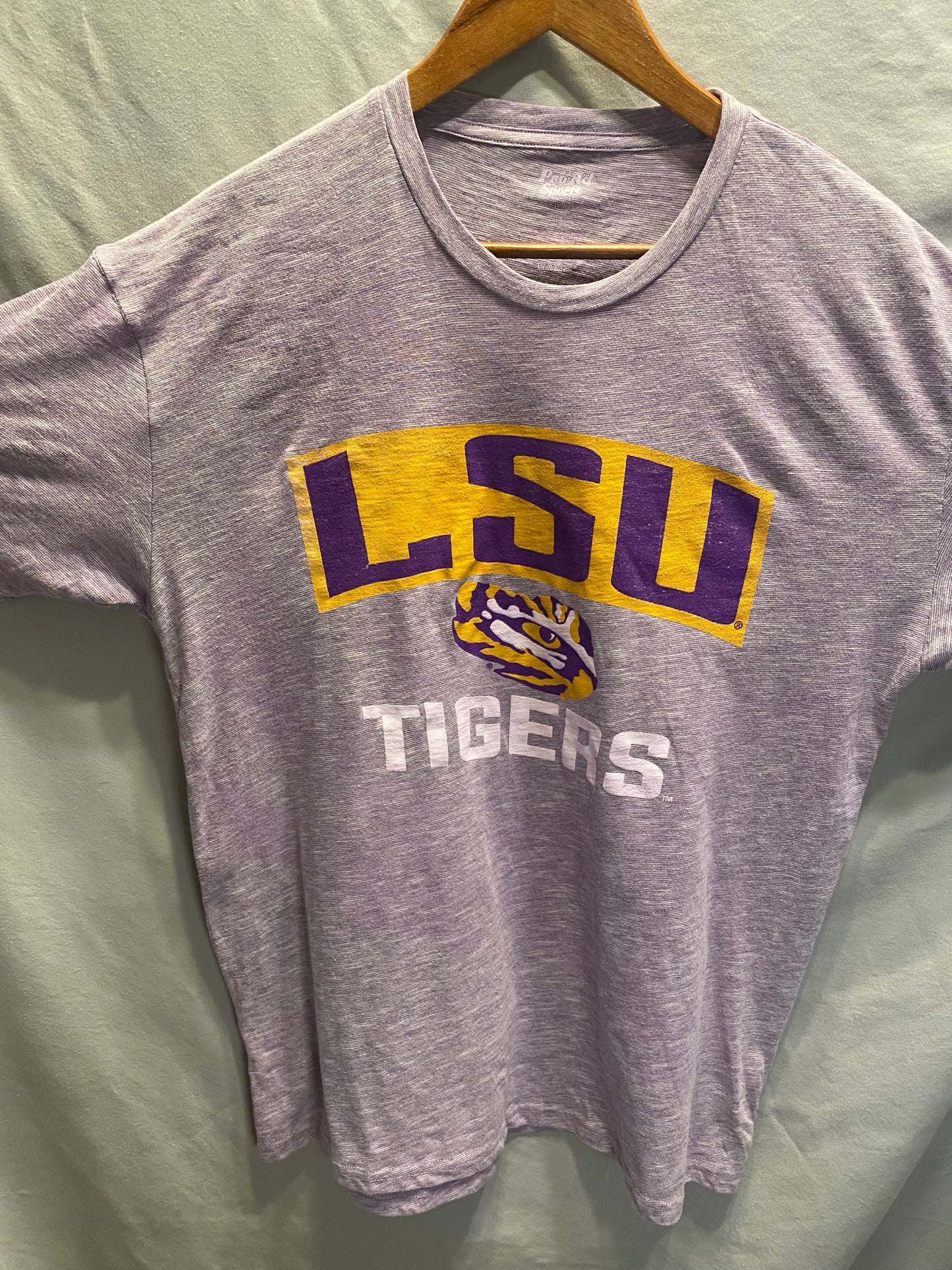 NCAA LSU Tigers Men's Medium T-Shirt NWOT