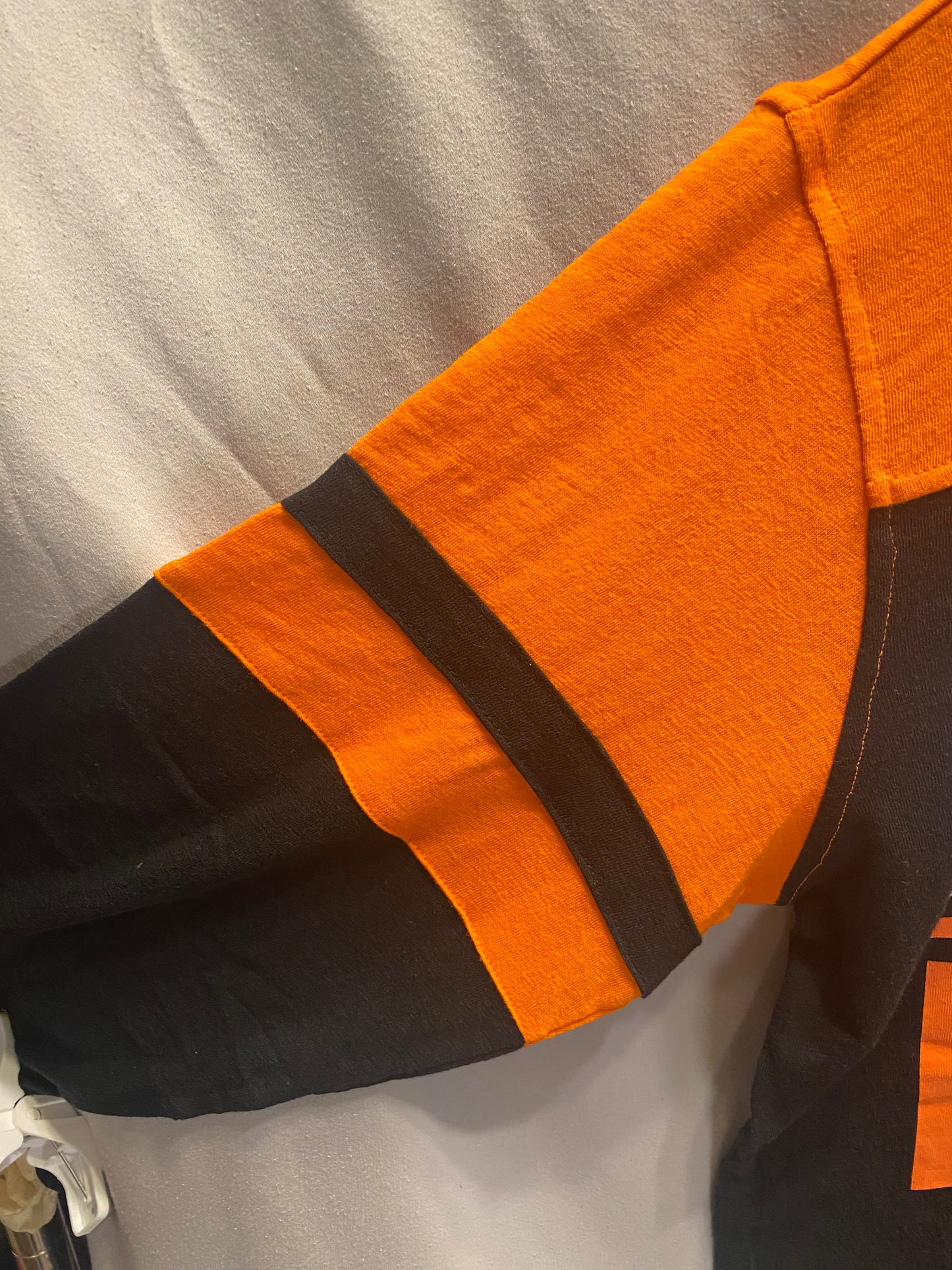 NFL Team Apparel Cincinnati Bengals Men's Small Long Sleeve T-Shirt  NWT