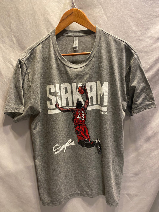 NBA Toronto Raptors Pascal Siakam Men's L T-Shirt  NWOT
