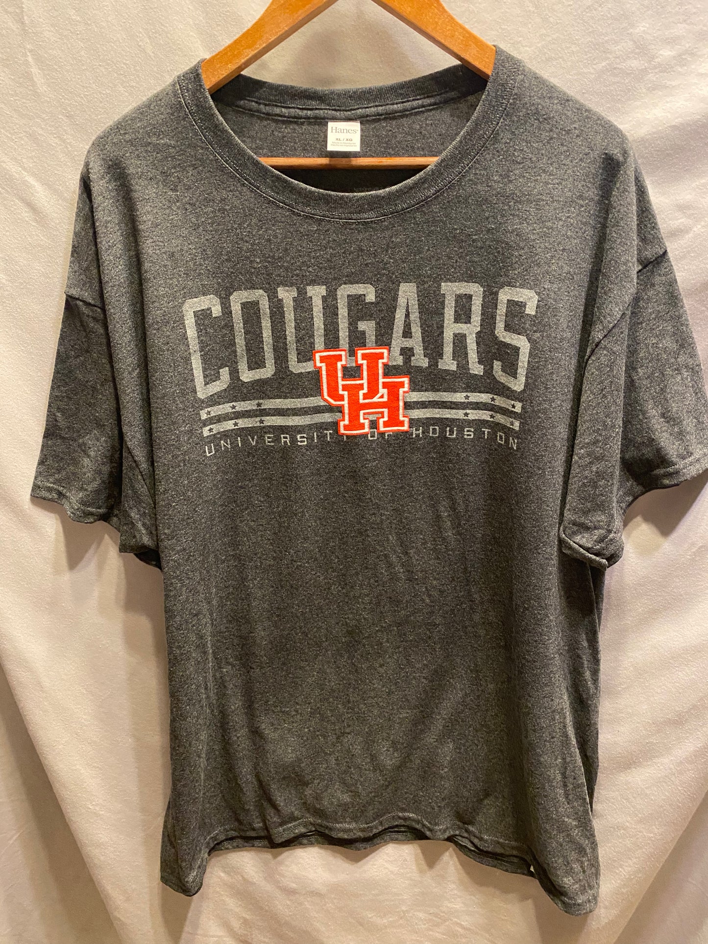 NCAA Houston Cougars Men's XL T-Shirt  NWOT