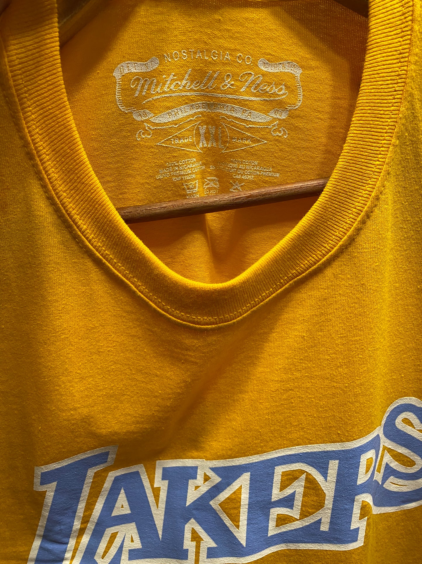 NBA Los Angeles Lakers Men's XXL Long Sleeve T-Shirt  NWT
