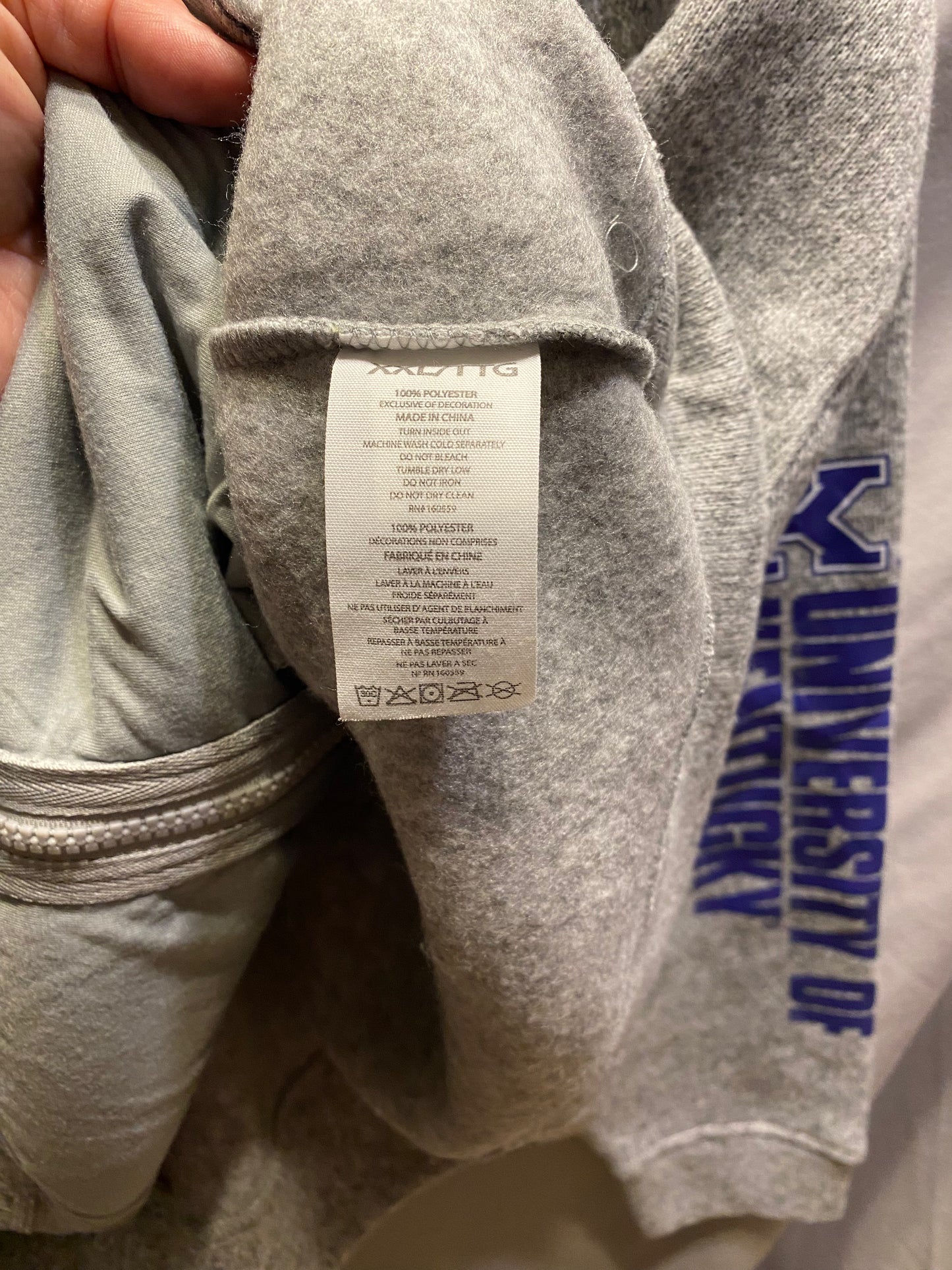 NCAA Kentucky Wildcats Women's XXL Full Zip Hoodie NWT
