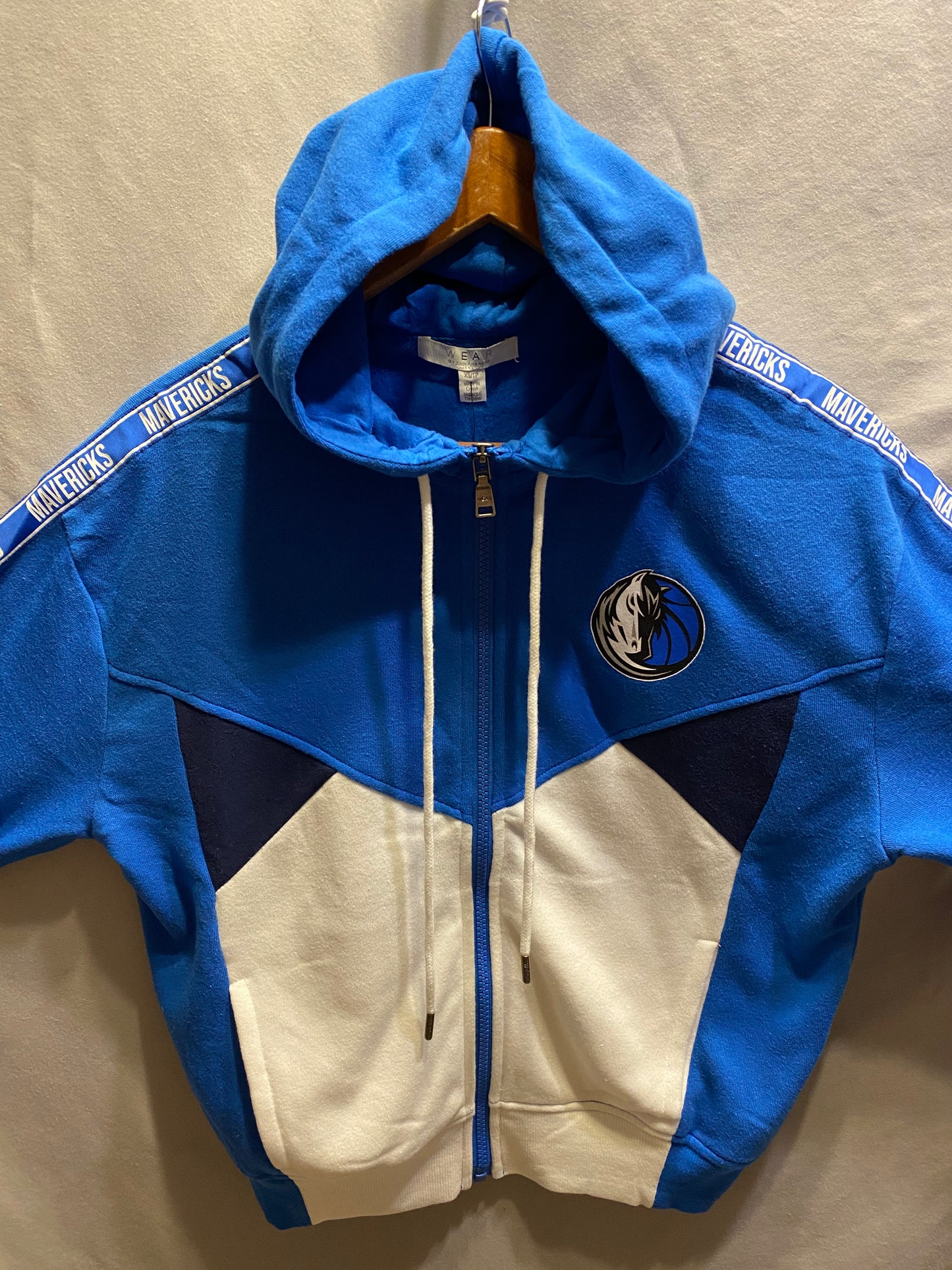 Officially Licensed! NBA Dallas Mavericks Women's X-Small Full Zip Hoodie NWT
