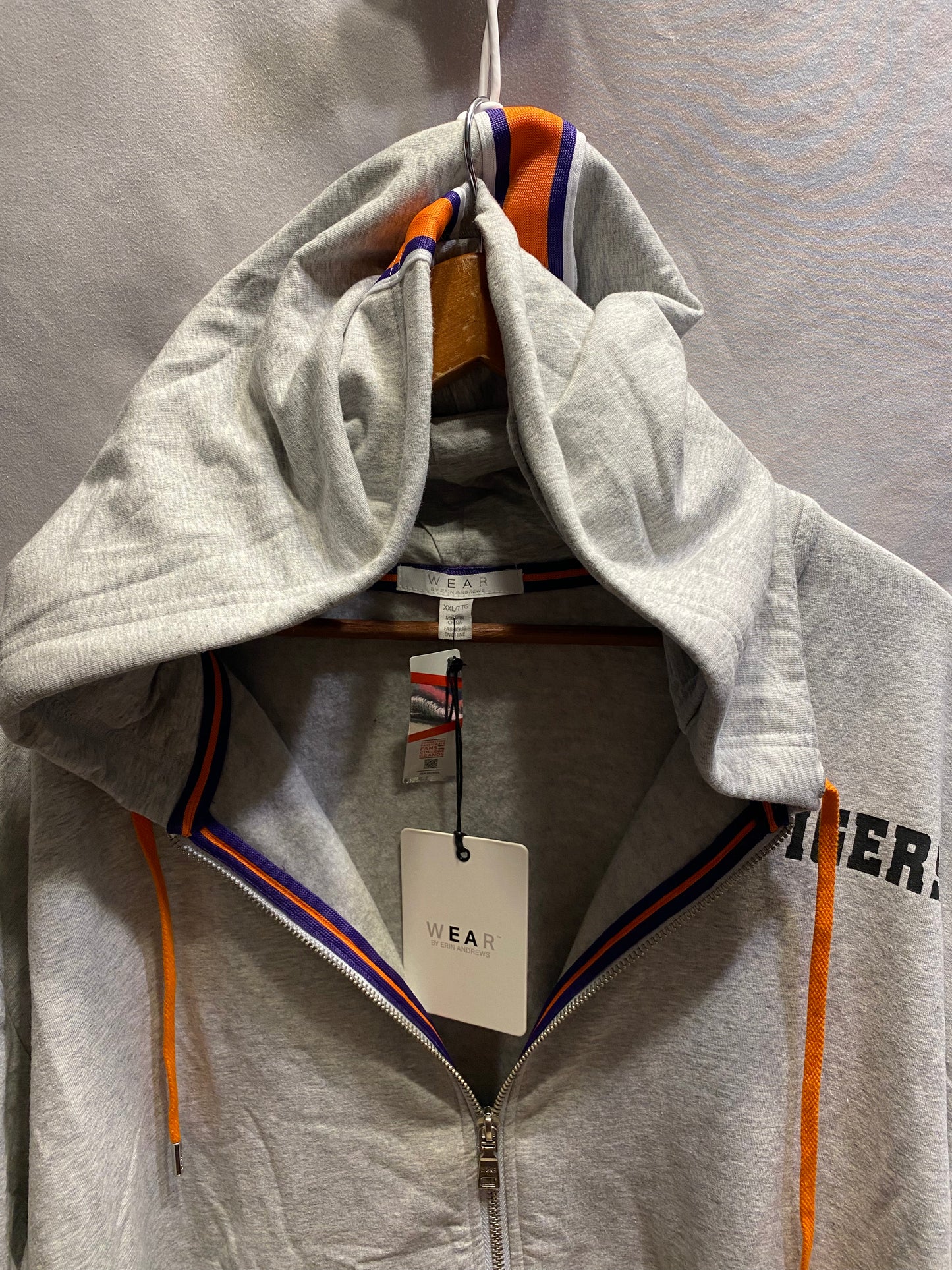 New with Tags!  Officially Licensed NCAA Clemson Tigers Women's 2XL Full Zip Hoodie NWT