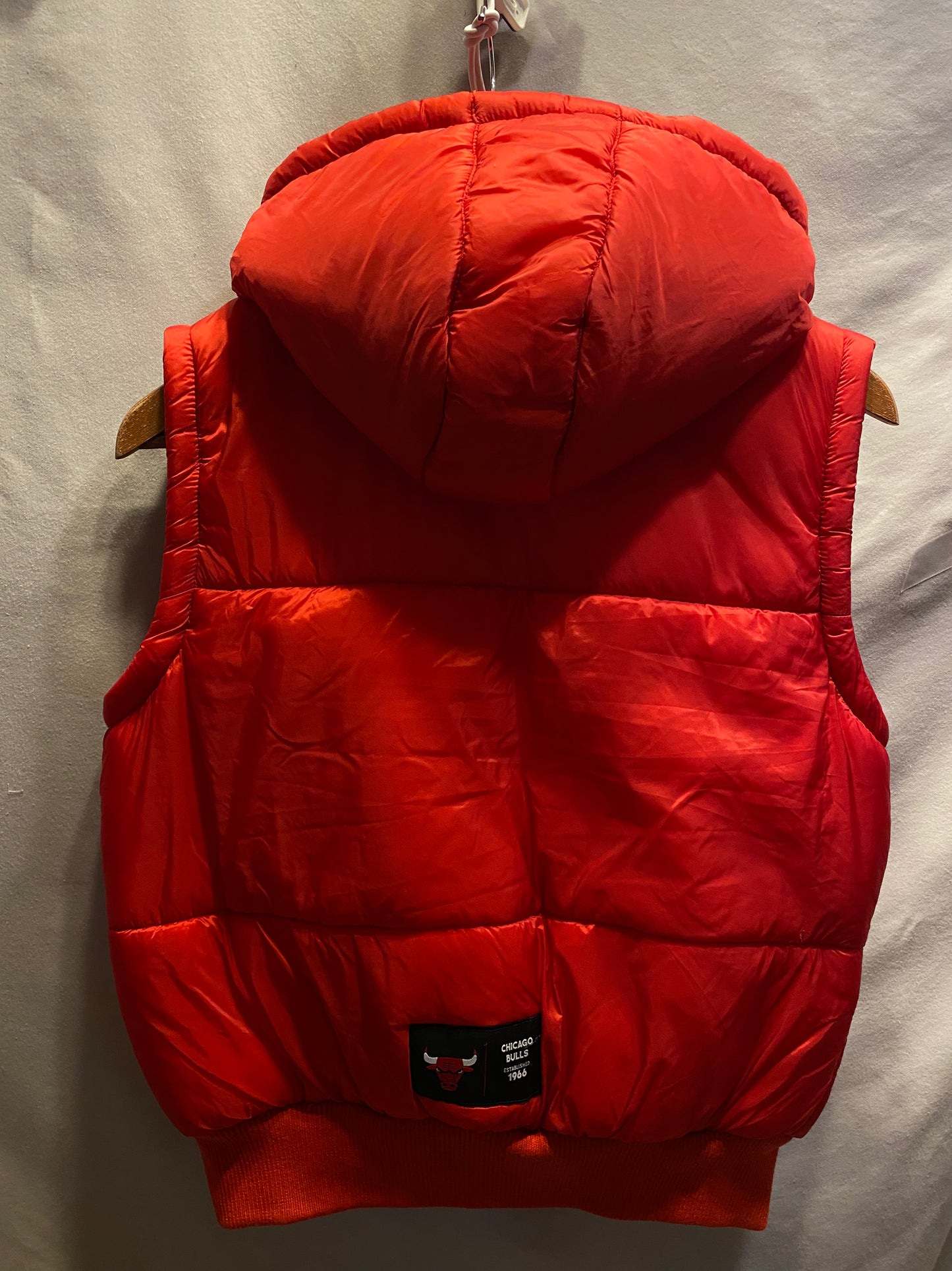 NBA Chicago Bulls Women's XS Puffer Vest  NWT
