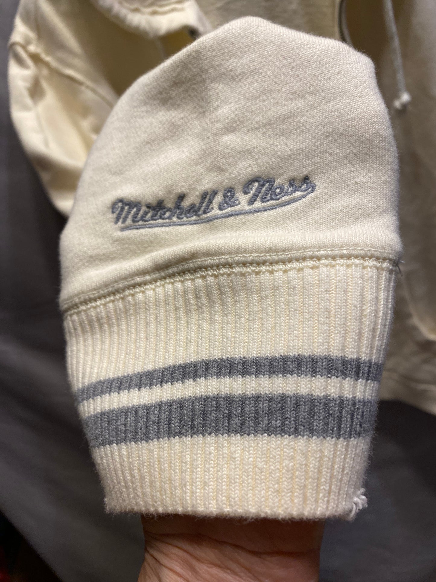 Mitchell & Ness Women's XXL Sweatshirt Hoodie  NWOT